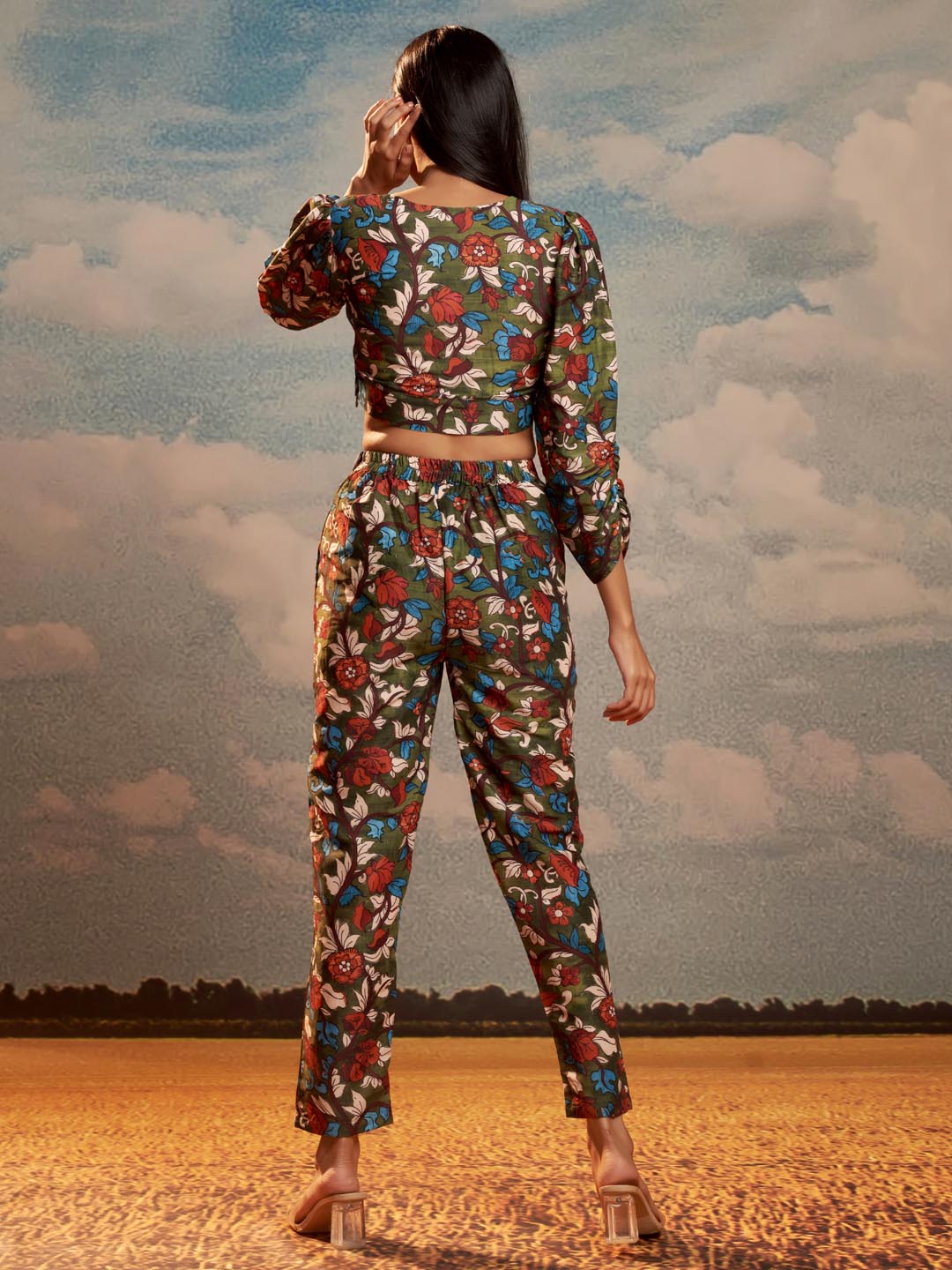 Multicolor Floral Print Muslin Straight Co-Ord Set