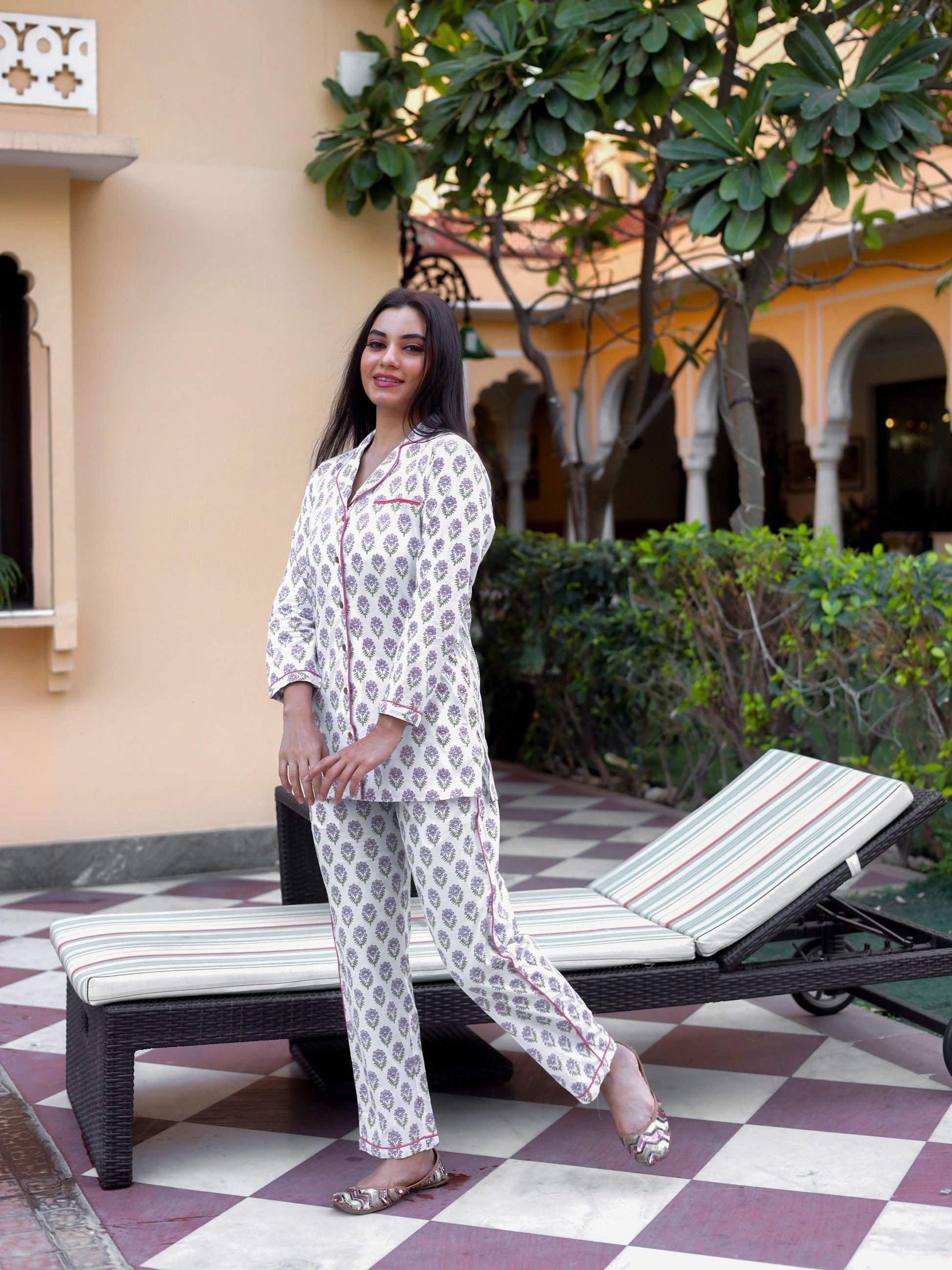 Divena White Printed Cotton Night Suit - divenaworld.com