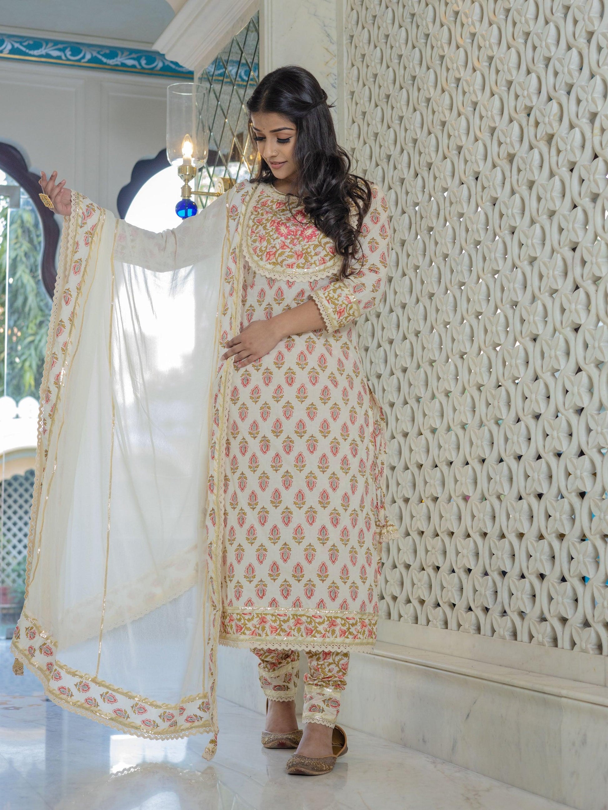 Divena Off white Cotton Straight Kurta Pant set with Dupatta - divenaworld.com