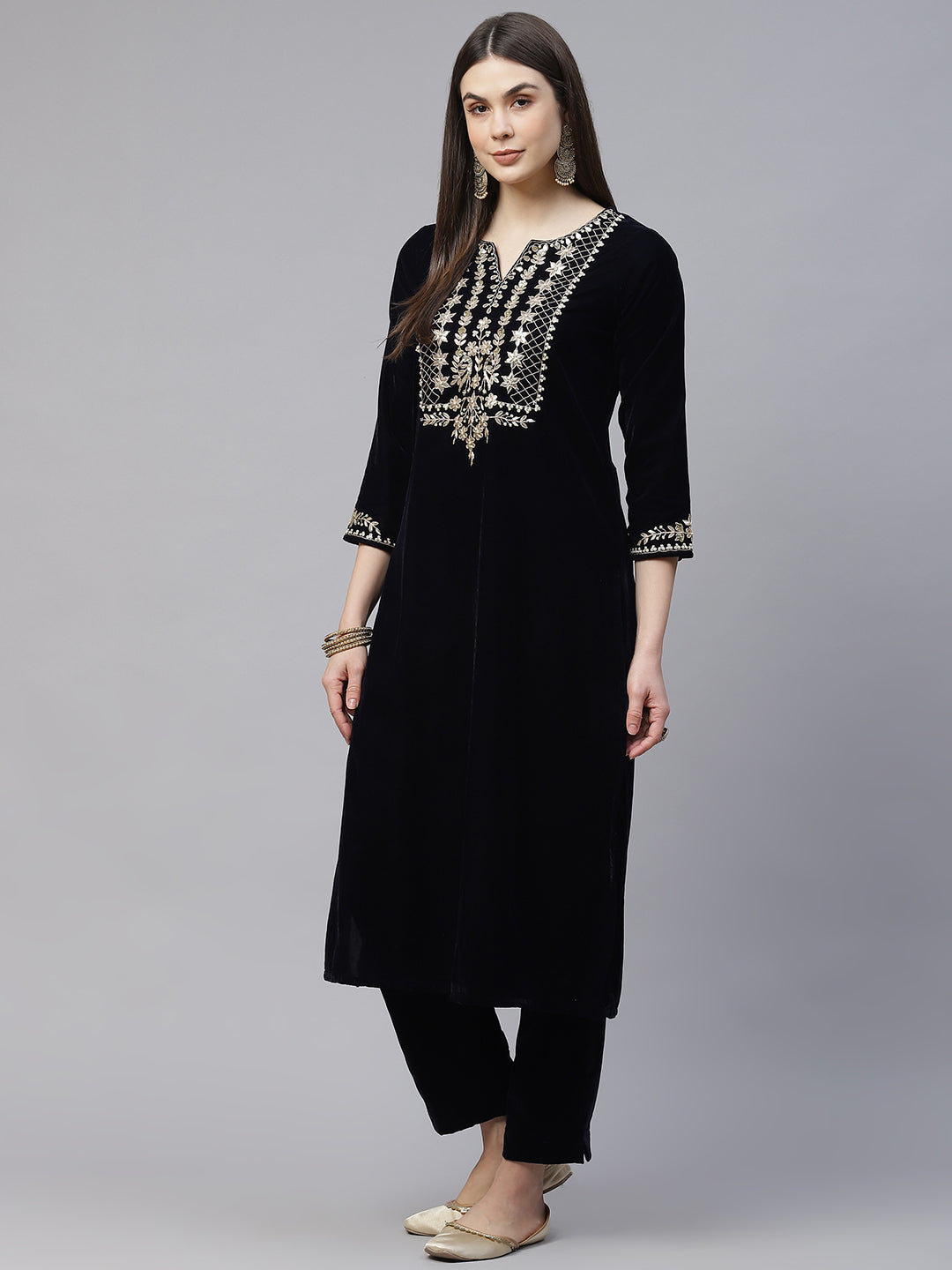 Royal Navy Blue Velvet Zardozi work Embroidered Kurta Pant With Net Dupatta set