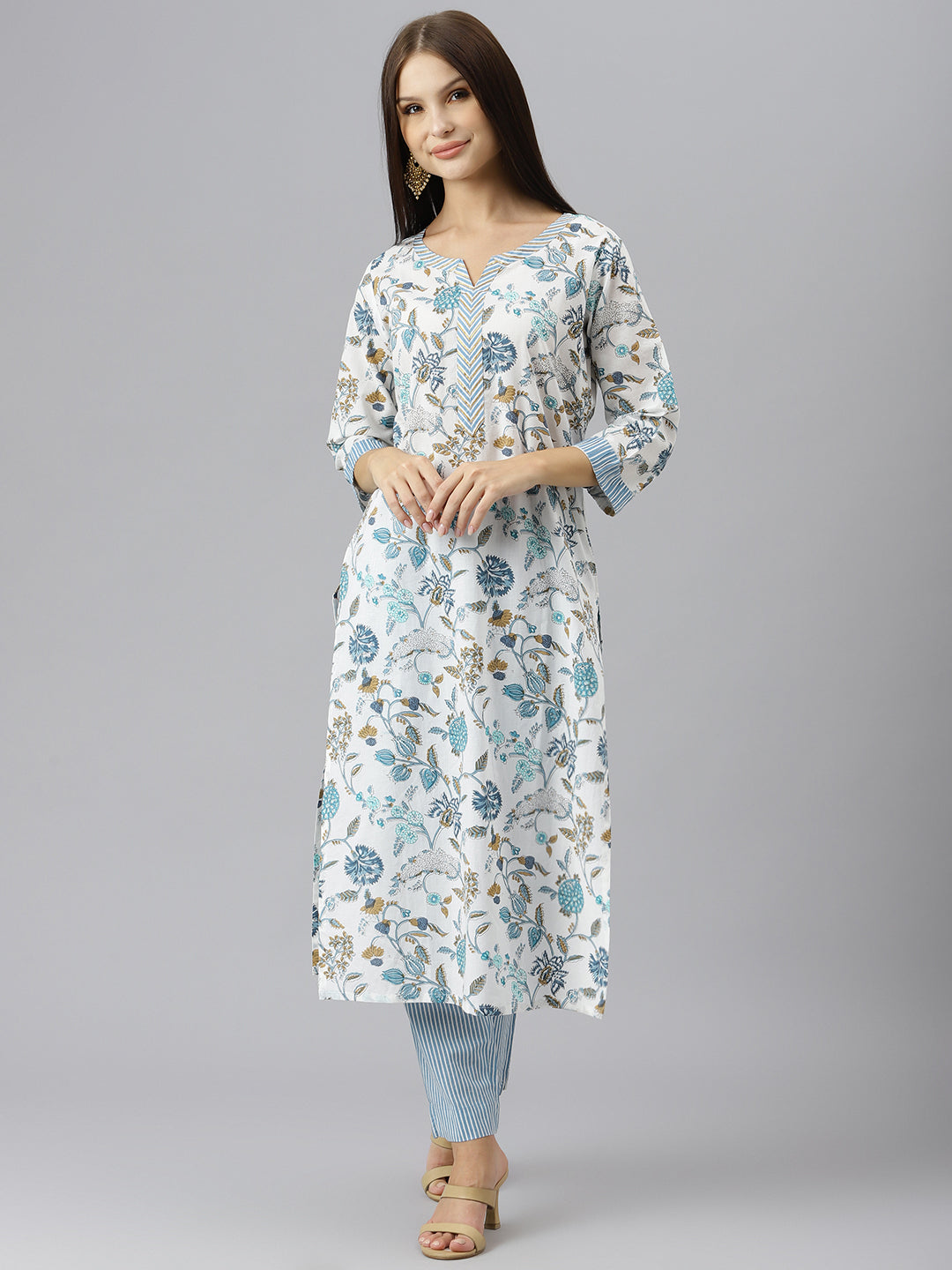 Women White Floral Printed Pure Cotton Kurta with Trousers