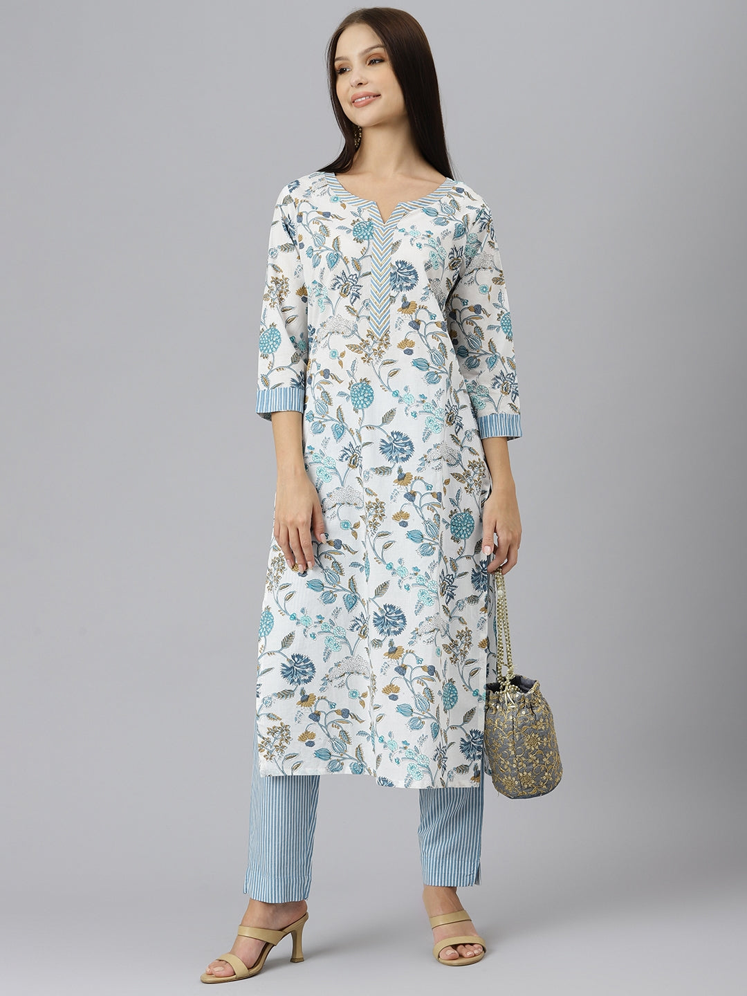 Women White Floral Printed Pure Cotton Kurta with Trousers