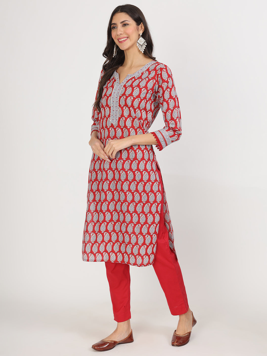 Maroon Paisley Print Cotton Kurta pants with Dupatta set