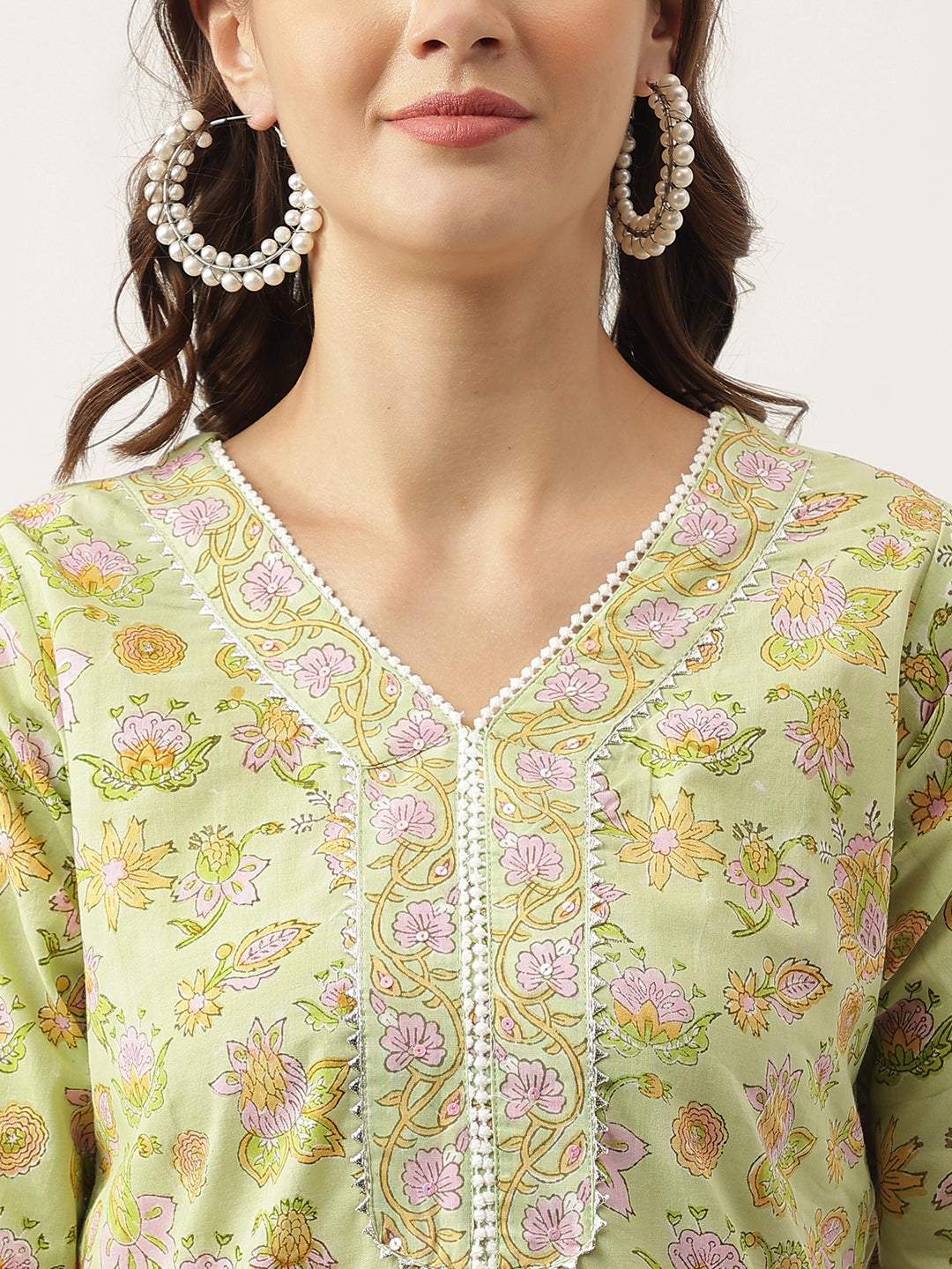 Green Floral Printed Cotton Straight Short Kurta, trousers with Dupatta Set