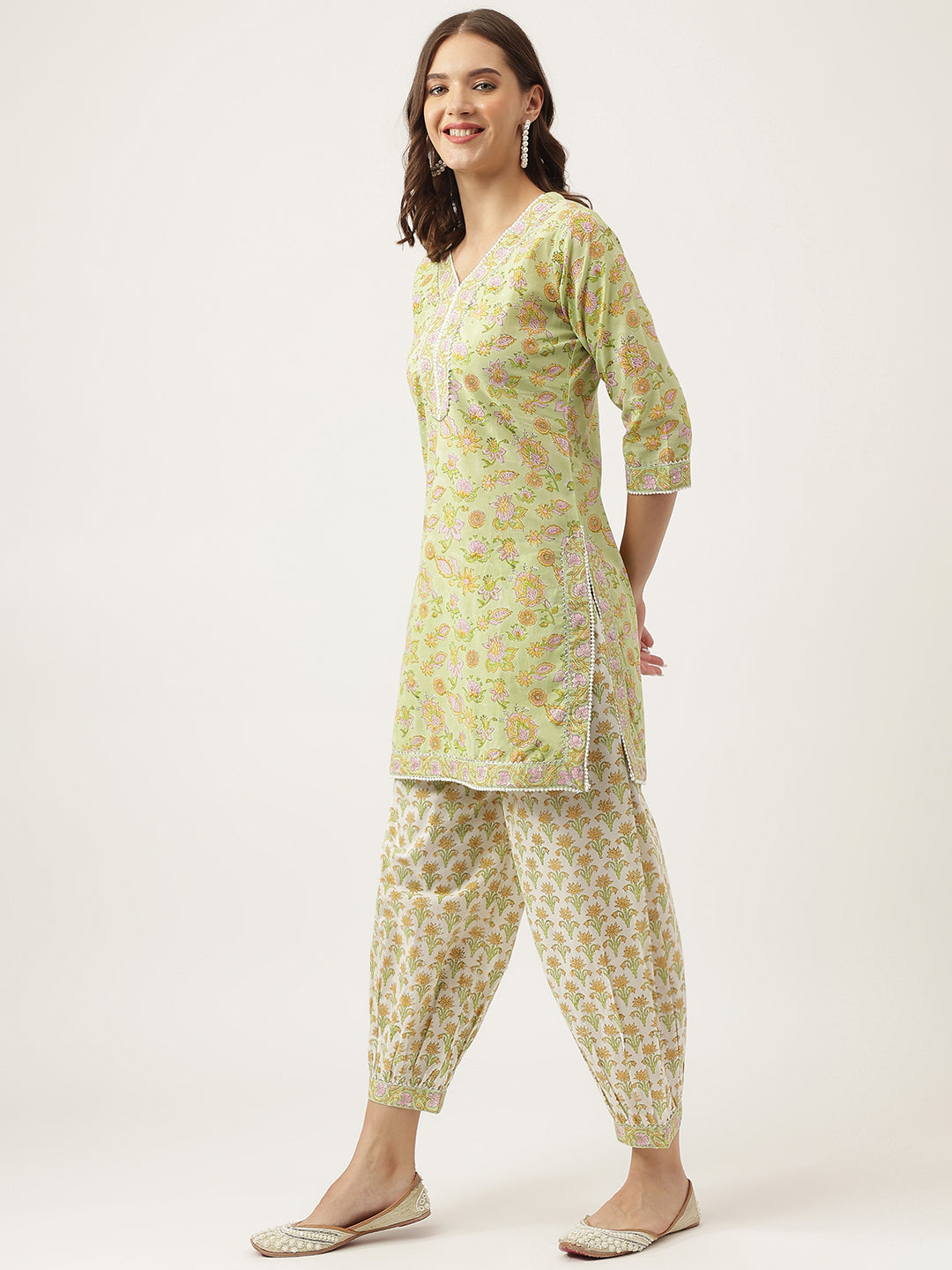 Green Floral Printed Cotton Straight Short Kurta, trousers with Dupatta Set