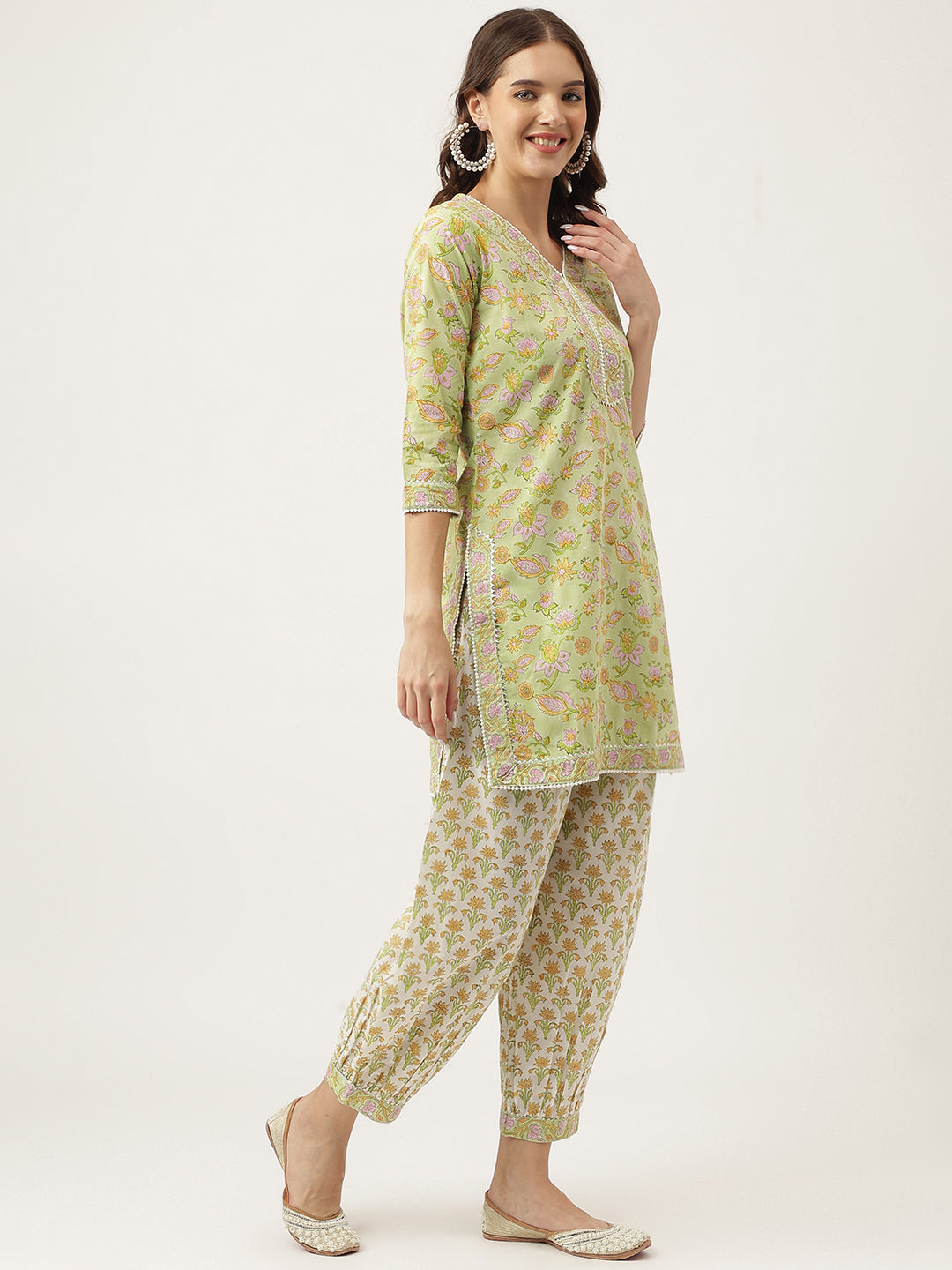 Green Floral Printed Cotton Straight Short Kurta, trousers with Dupatta Set