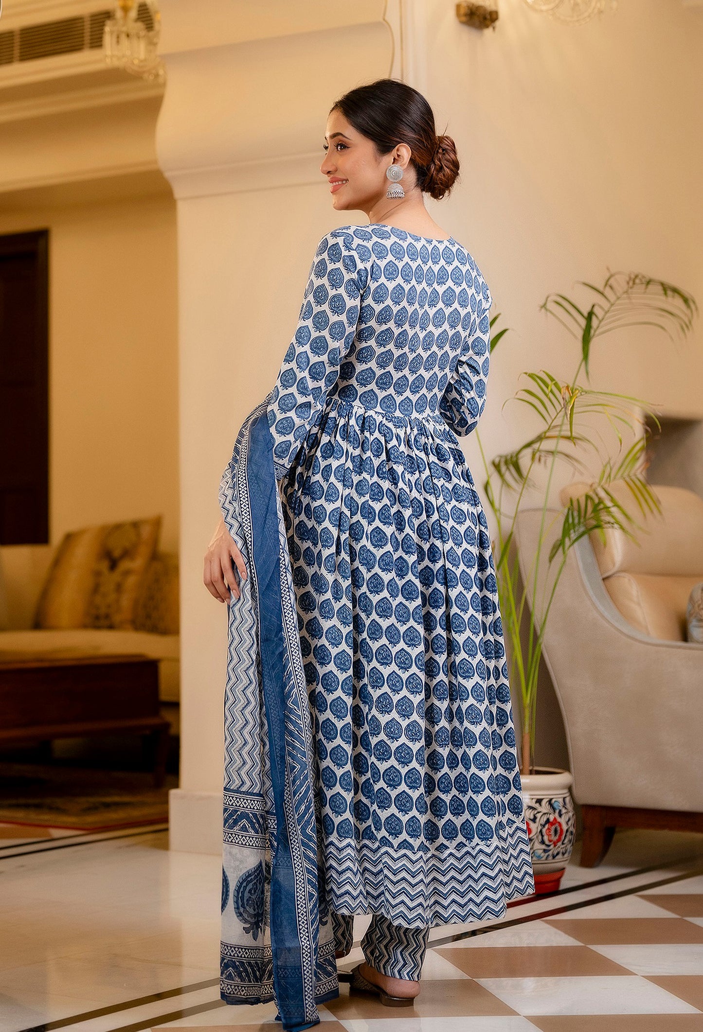 Alia Women Blue Printed Viscose Rayon Kurta, Pant And Dupatta Set