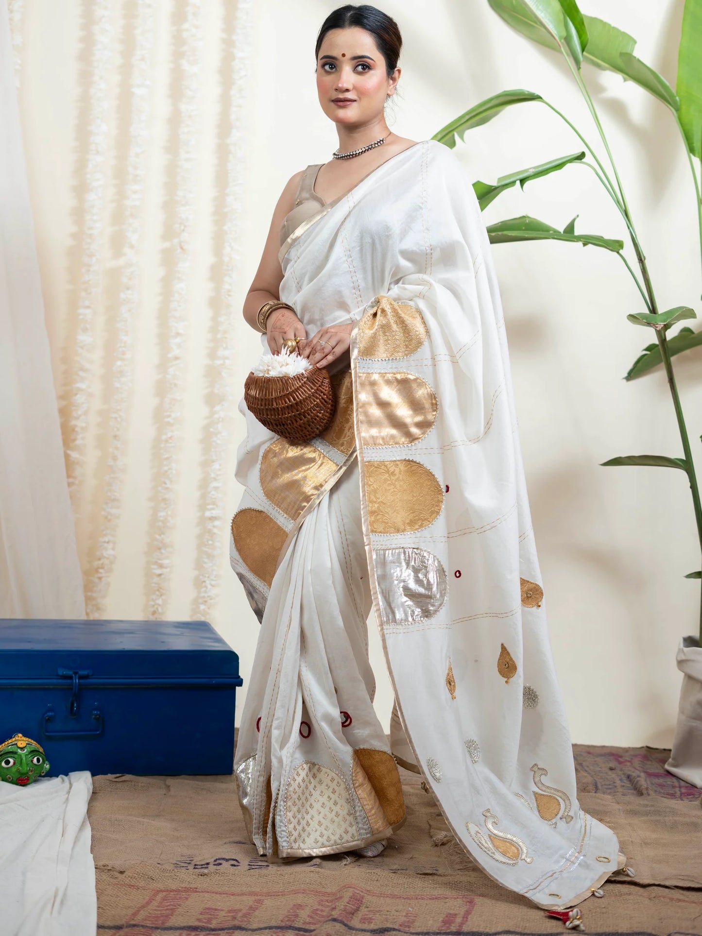 Jugni White Saree