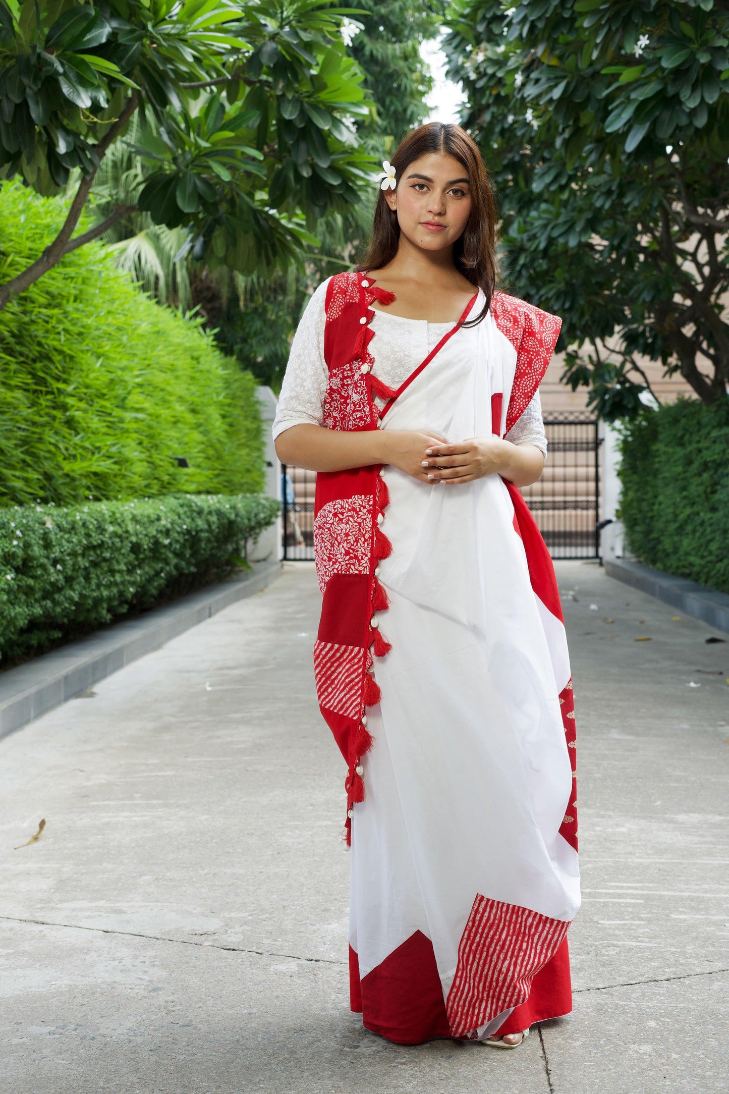 अतरंगी Red EleganceSaree