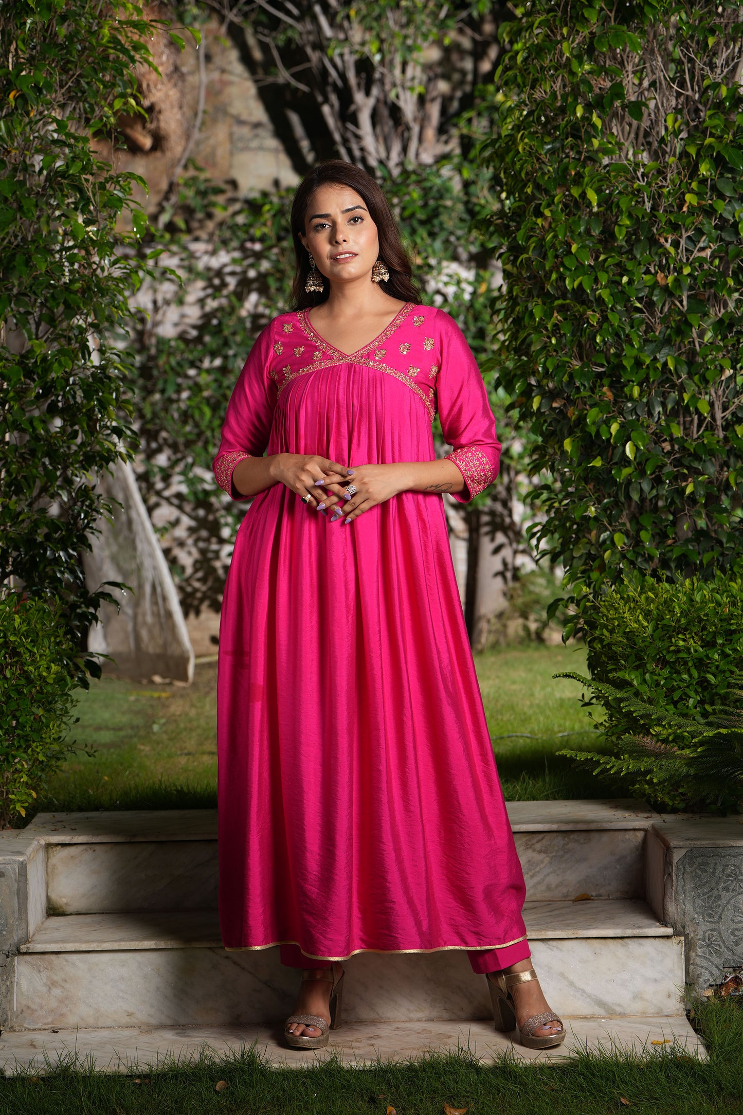 Beetroot Hi-Lo V neck embroidered Pink kurta set