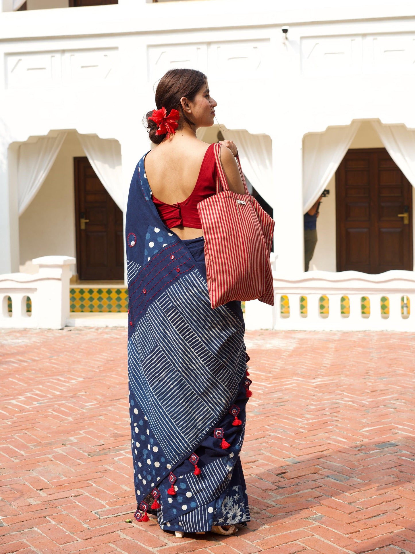 नीलिमा (Neelima) Cottom Cambric Indigo Saree