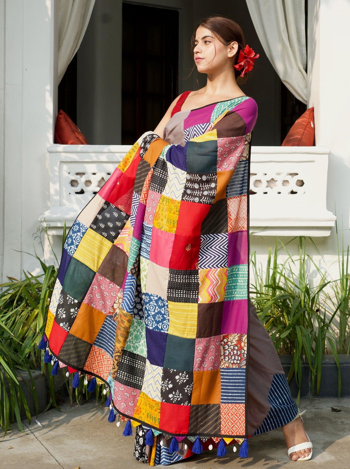 अतरंगी Cotton Gray Saree Gray