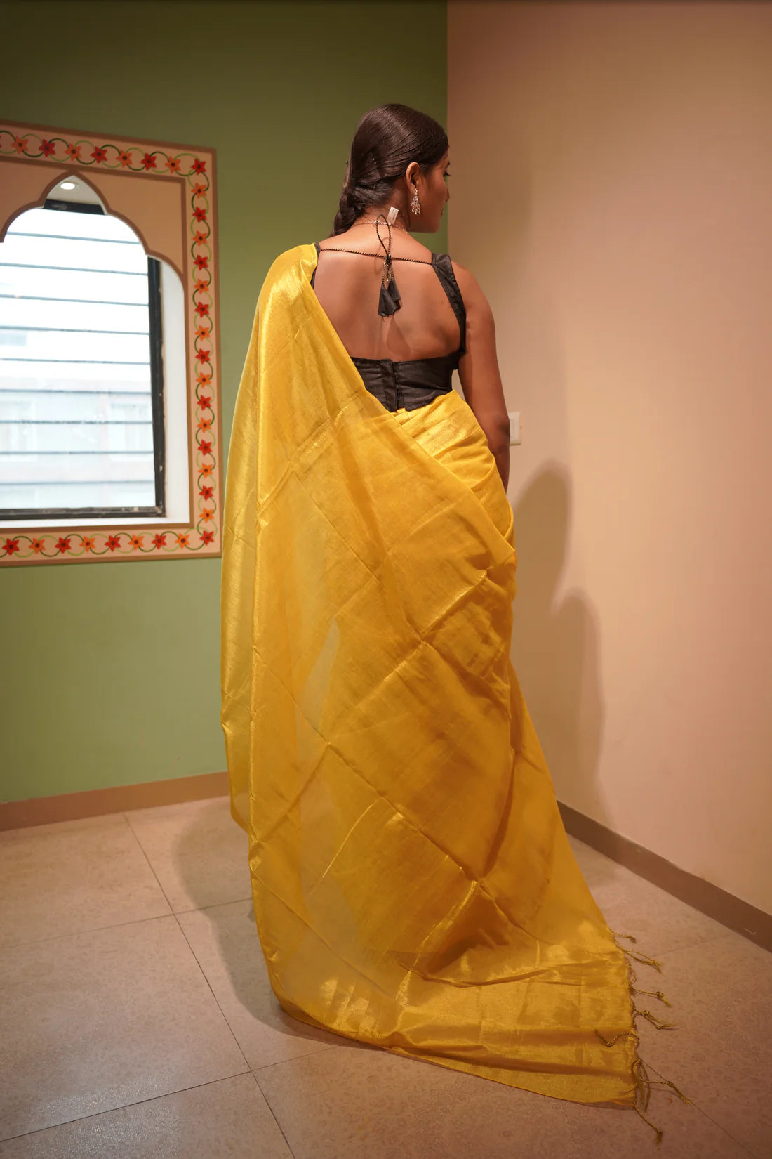 Zinnia Yellow Mul Tissue Handloom saree