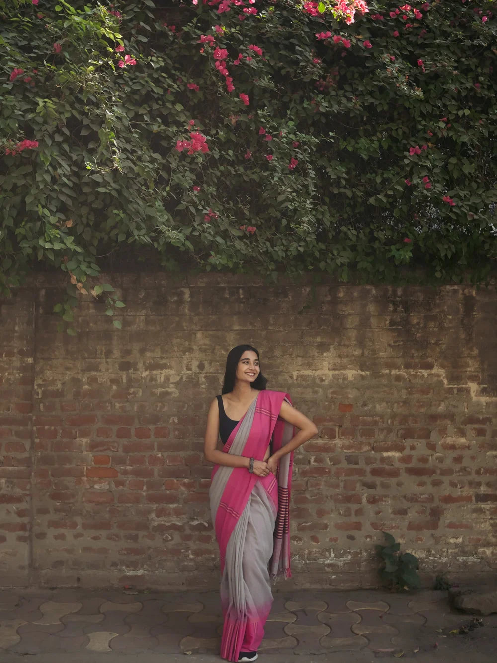 Handloom Grey Soft Cotton Saree With Pink Border