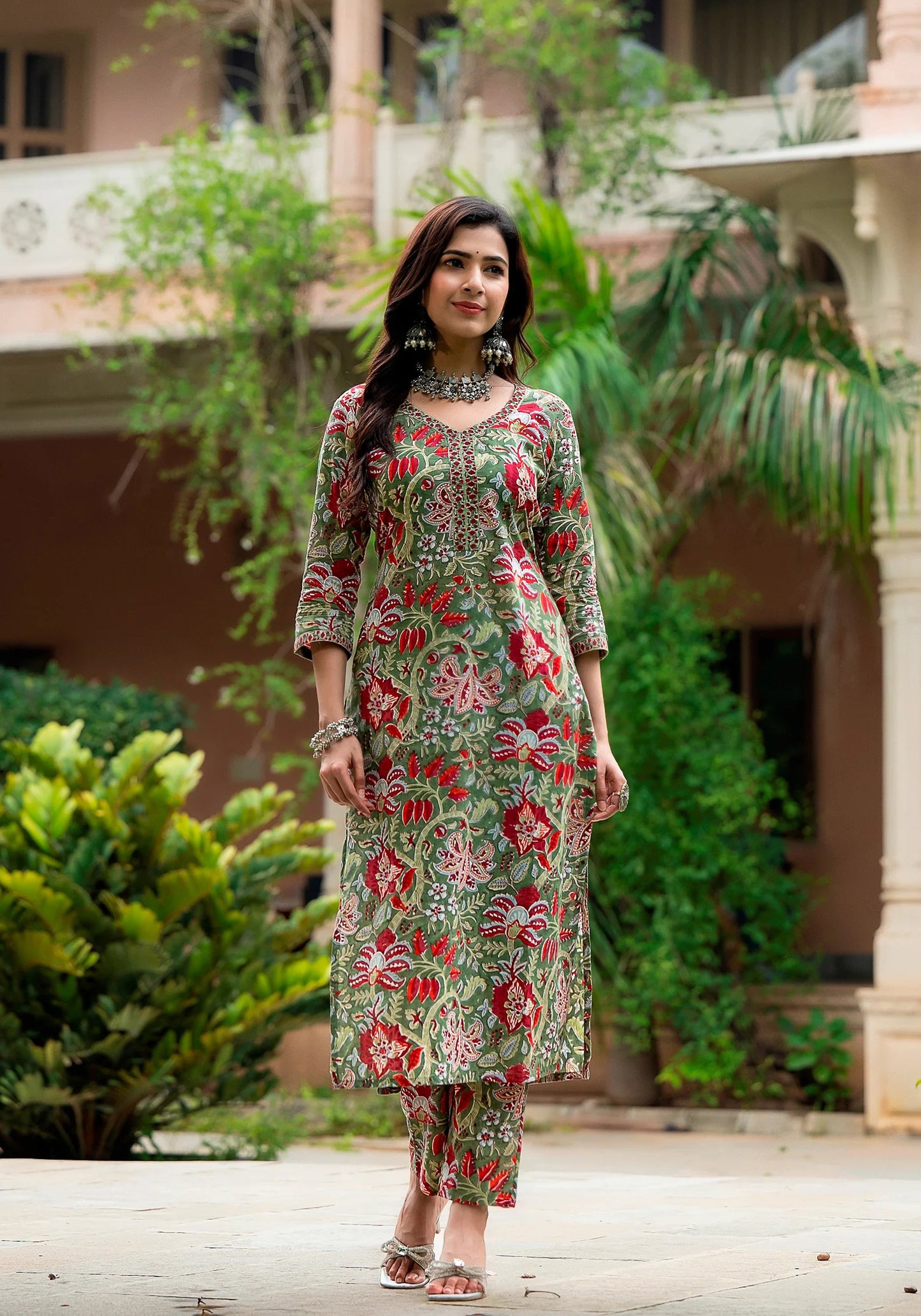 Avni Suit Women Multicolor Printed Viscose Rayon Kurta, Pant And Dupatta Set