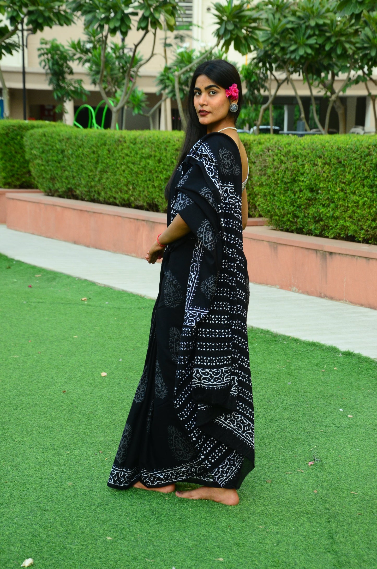 Black Pepper -Handblock Print Natural Dyed - Mulmul Cotton Saree