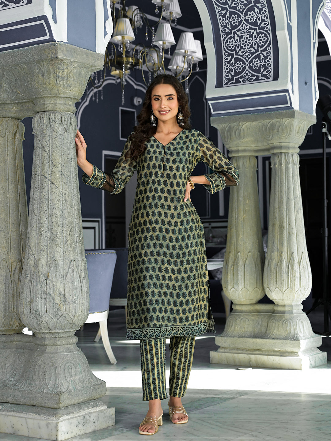 Green Ethnic Printed Chanderi Silk Kurta Trouser with Dupatta Set