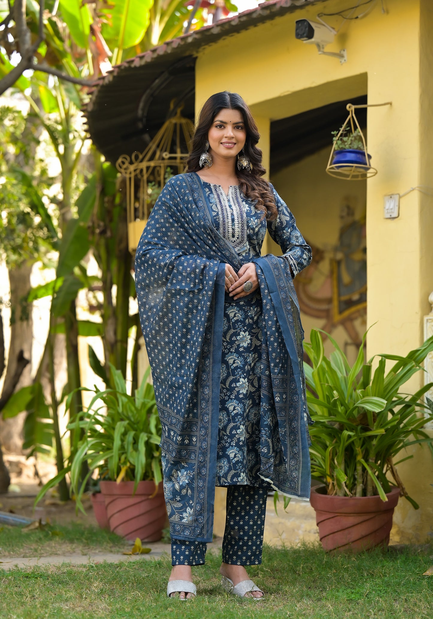 Women Blue Printed Viscose Rayon Kurta, Pant And Dupatta Set