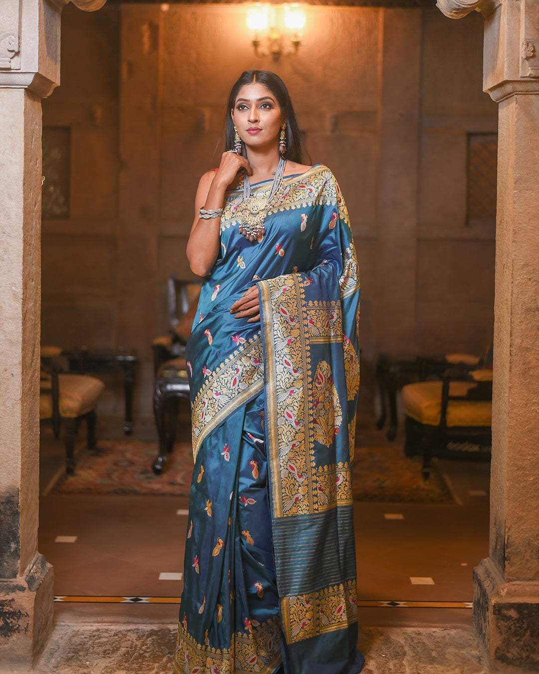 Teal Handwoven Kadwa Katan Silk Saree - Panaya