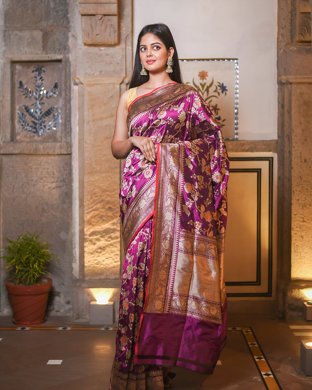 Magenta Handwoven Kadwa Katan Silk Saree - Panaya