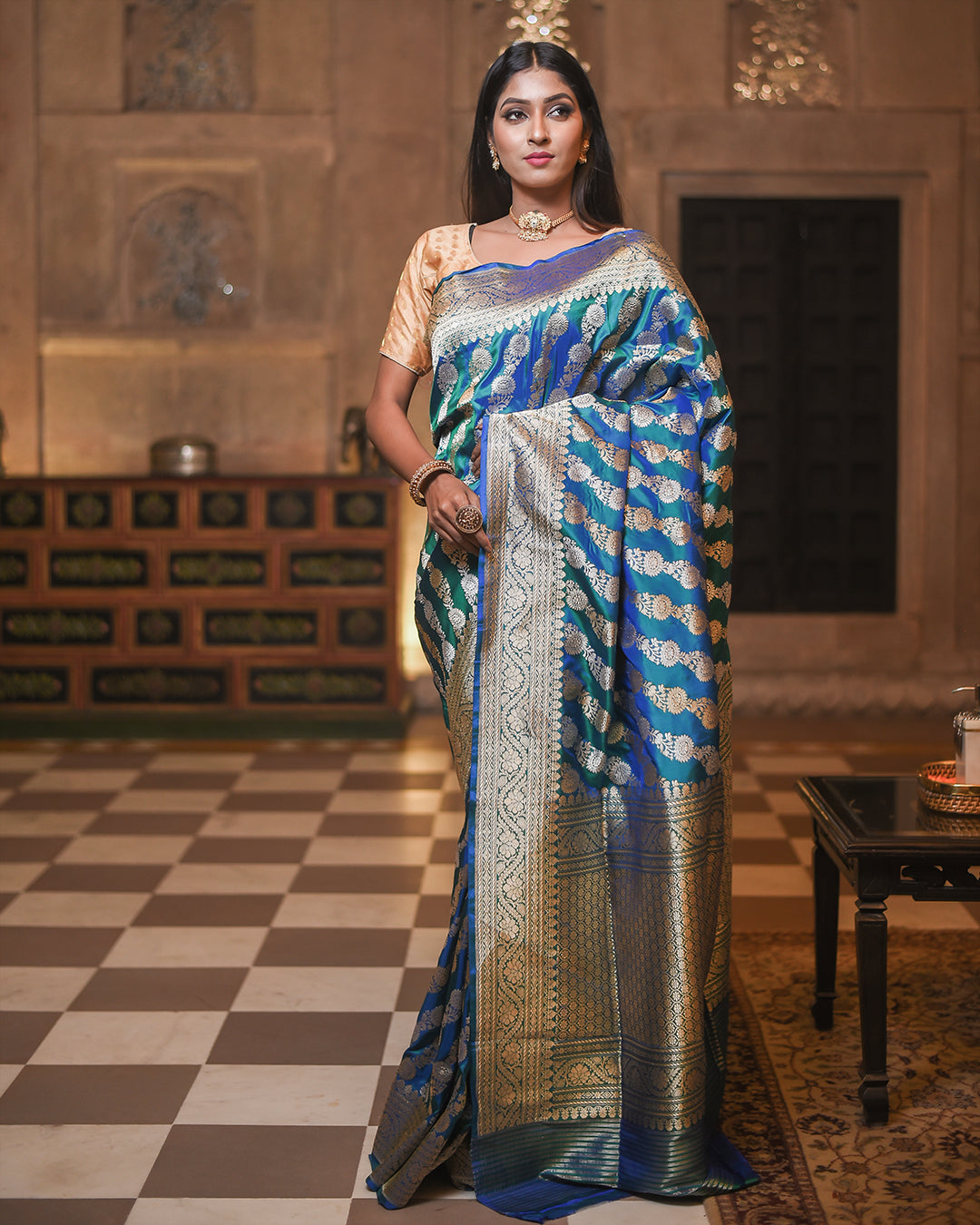 Teal Handwoven Kadwa Katan Silk Saree - Panaya