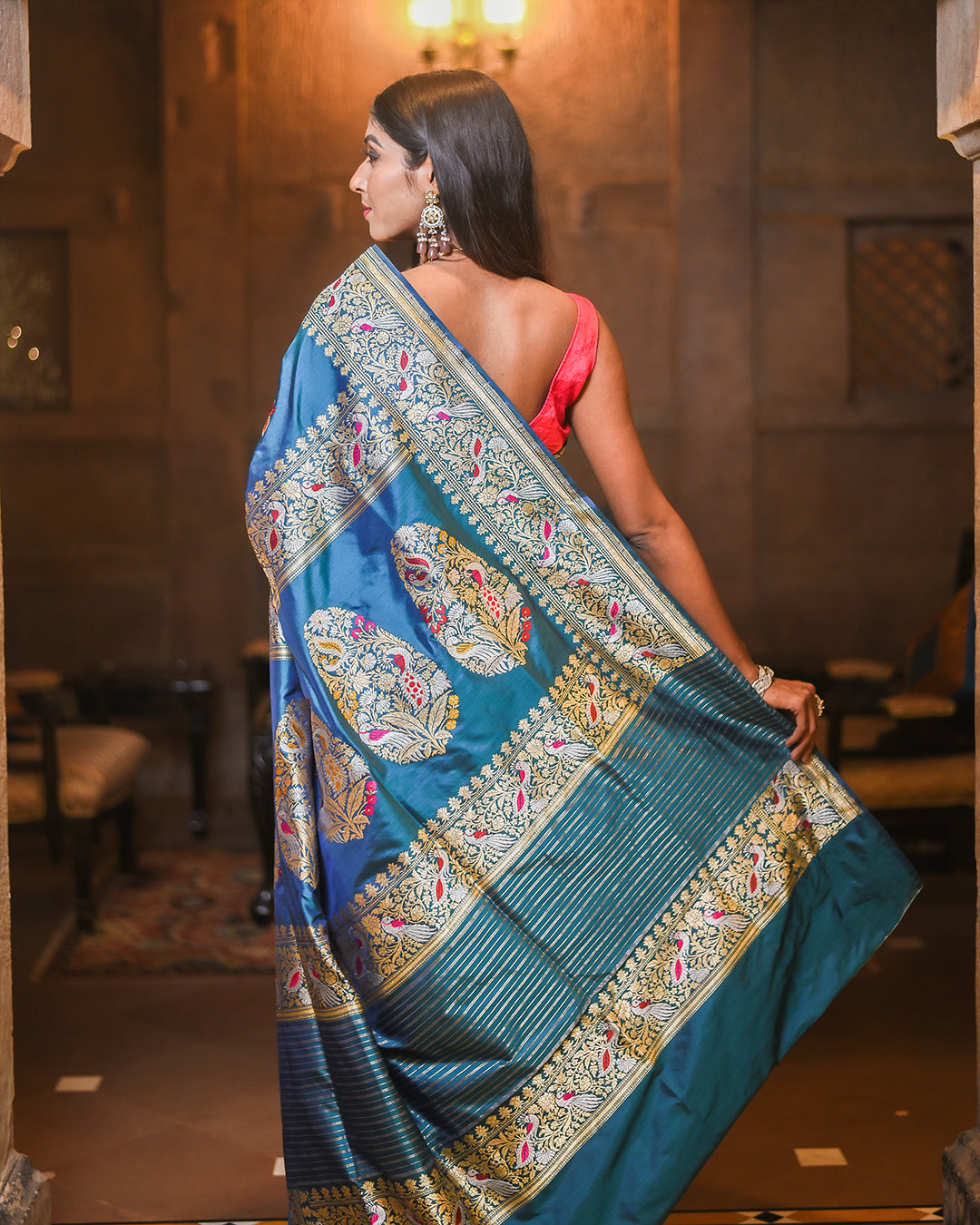 Teal Handwoven Kadwa Katan Silk Saree - Panaya