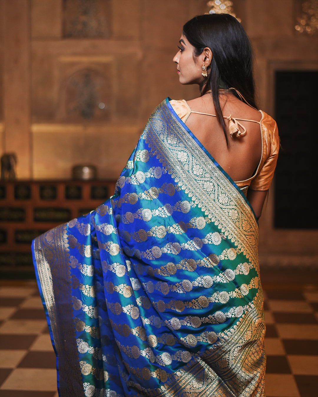 Teal Handwoven Kadwa Katan Silk Saree - Panaya