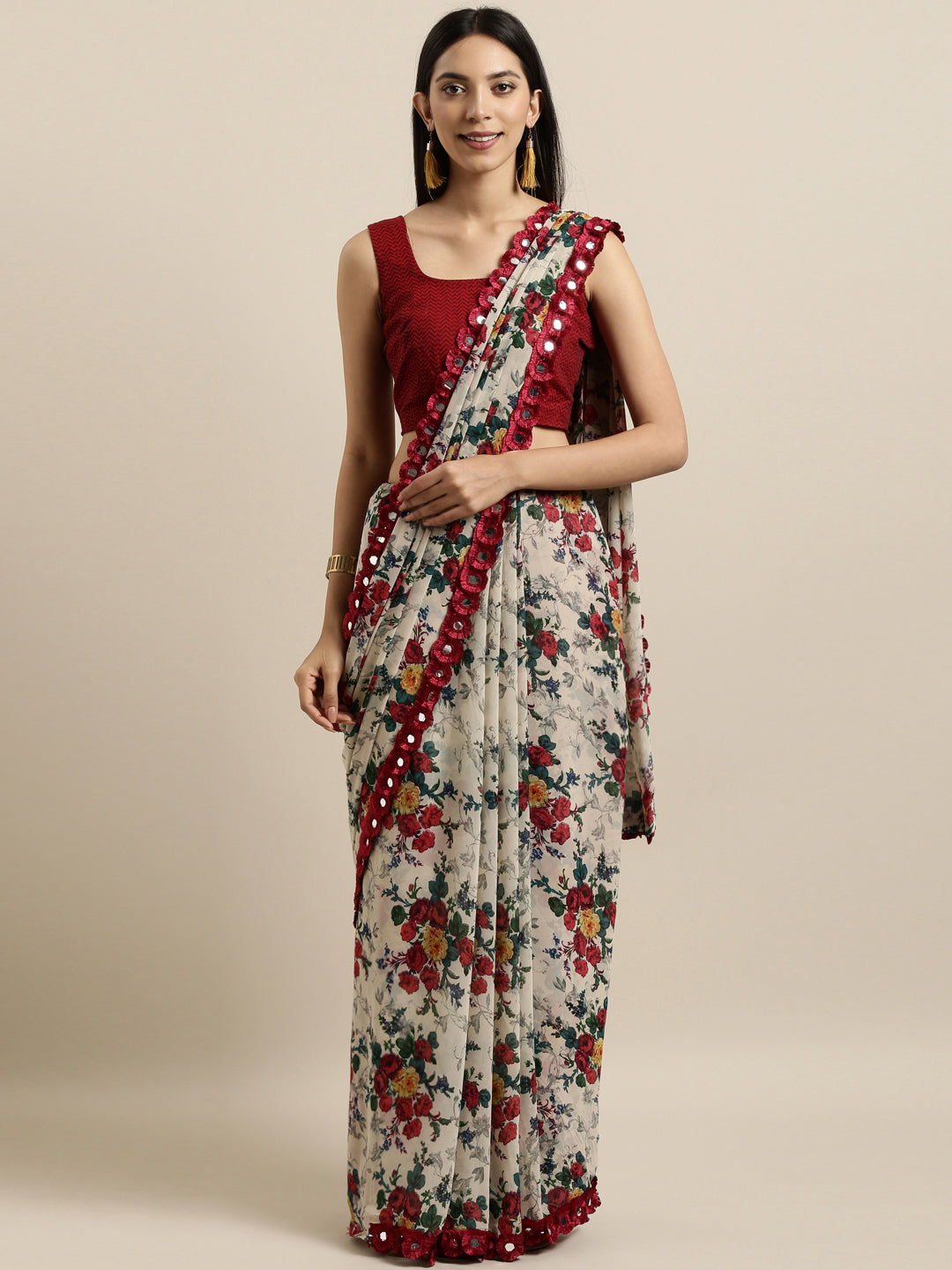 Off White & Red Floral Crepe Print Saree With Blouse