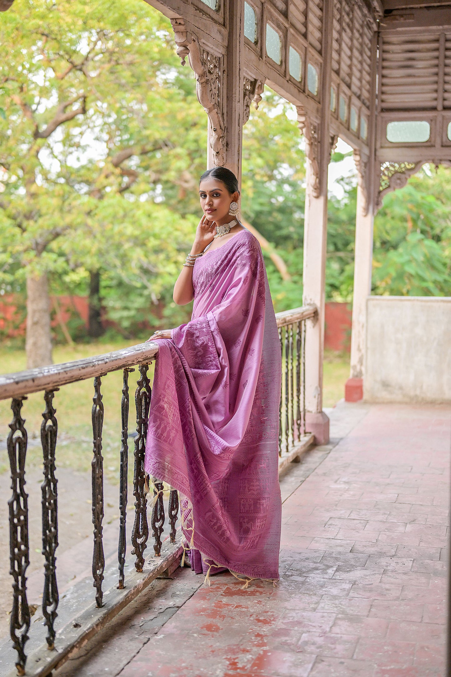 Wine Handloom Raw silk contrast woven Saree