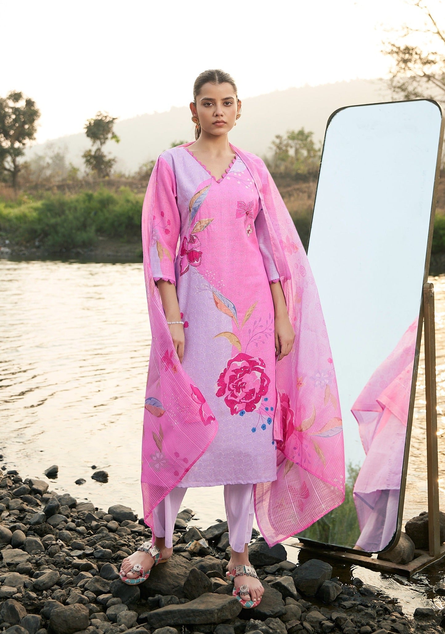 Lavendar Bloom Linen Printed Kurta set with Embroidery