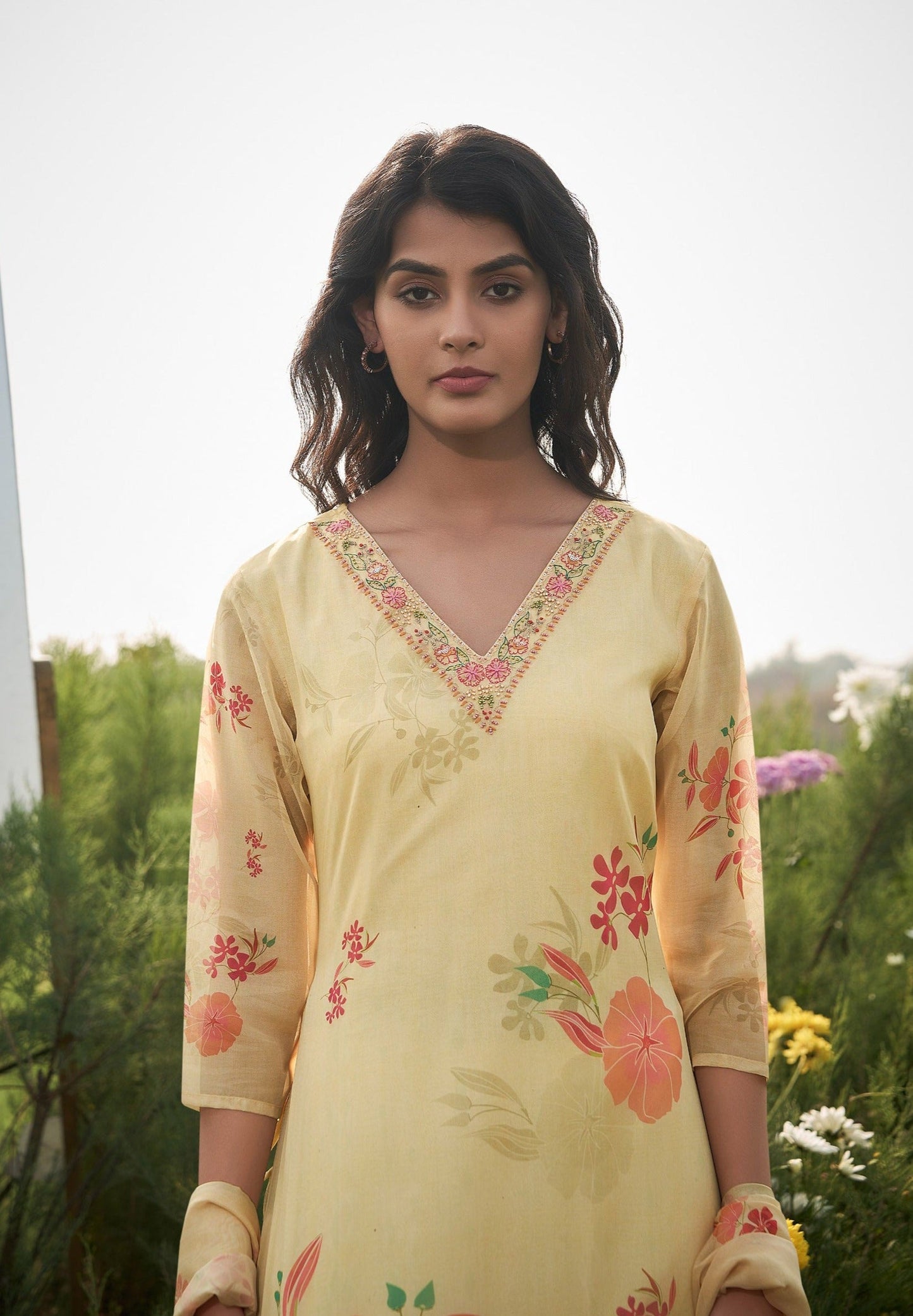 Lemon breeze Organza Printed Kurta set with Embroidery