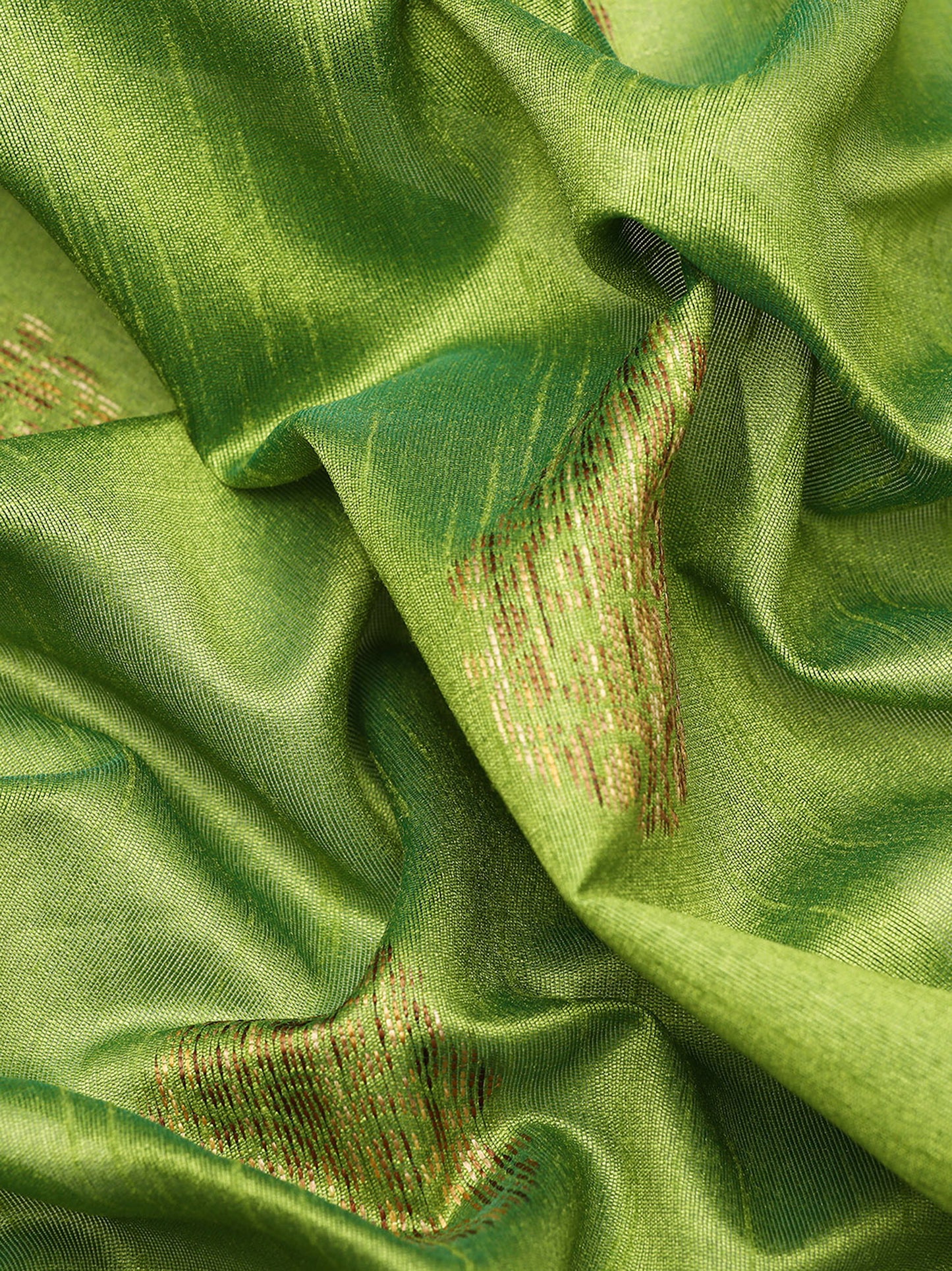 Mehendi Handloom Ghicha Raw Silk Butti woven saree