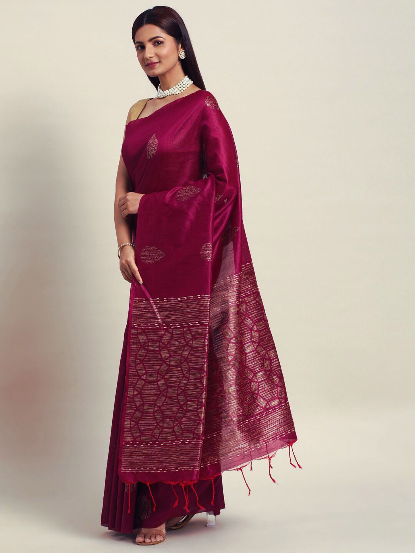 Wine Handloom Ghicha Raw Silk Butti woven saree