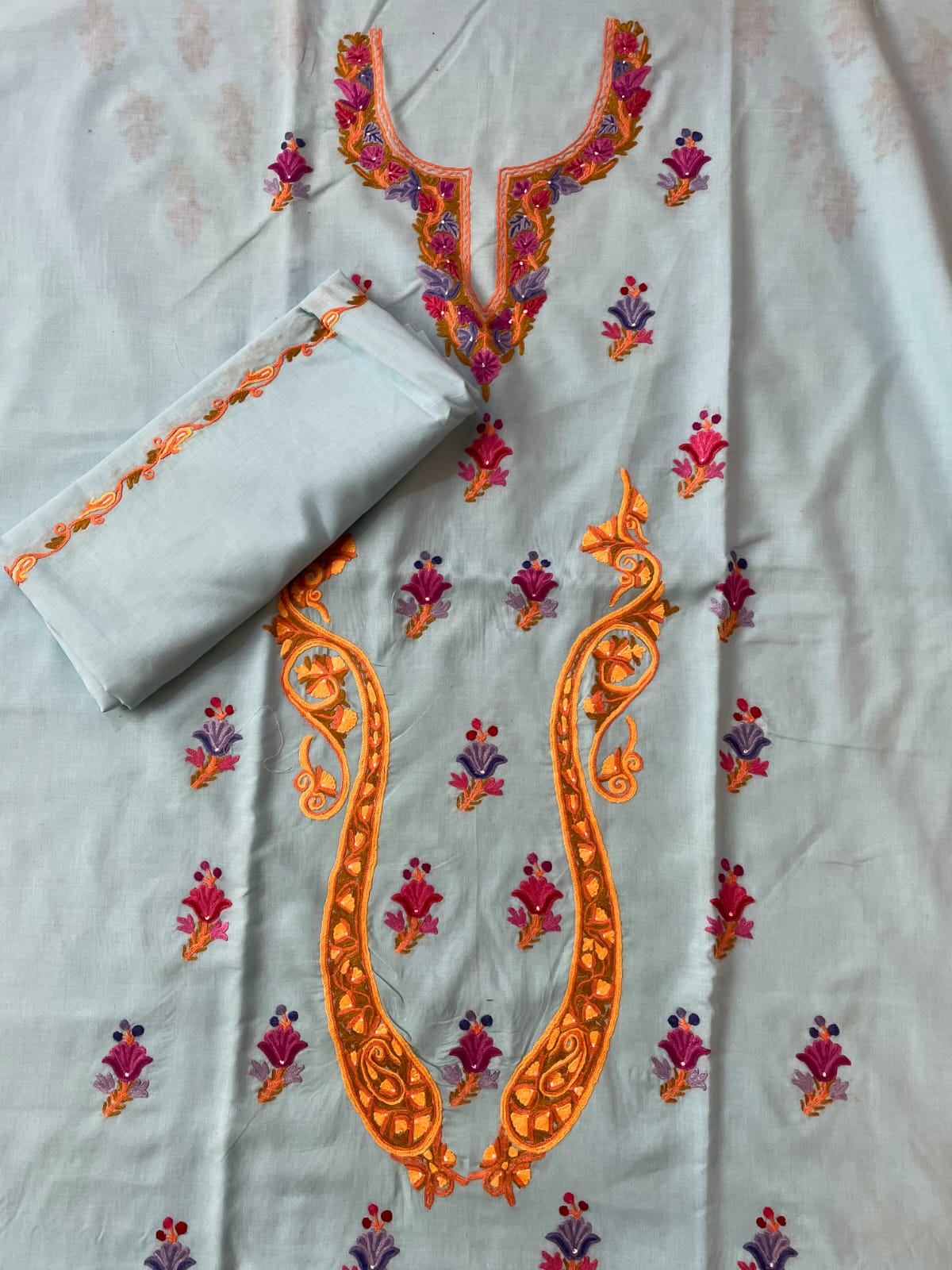 Handembroidered Kashmiri Cotton Suit