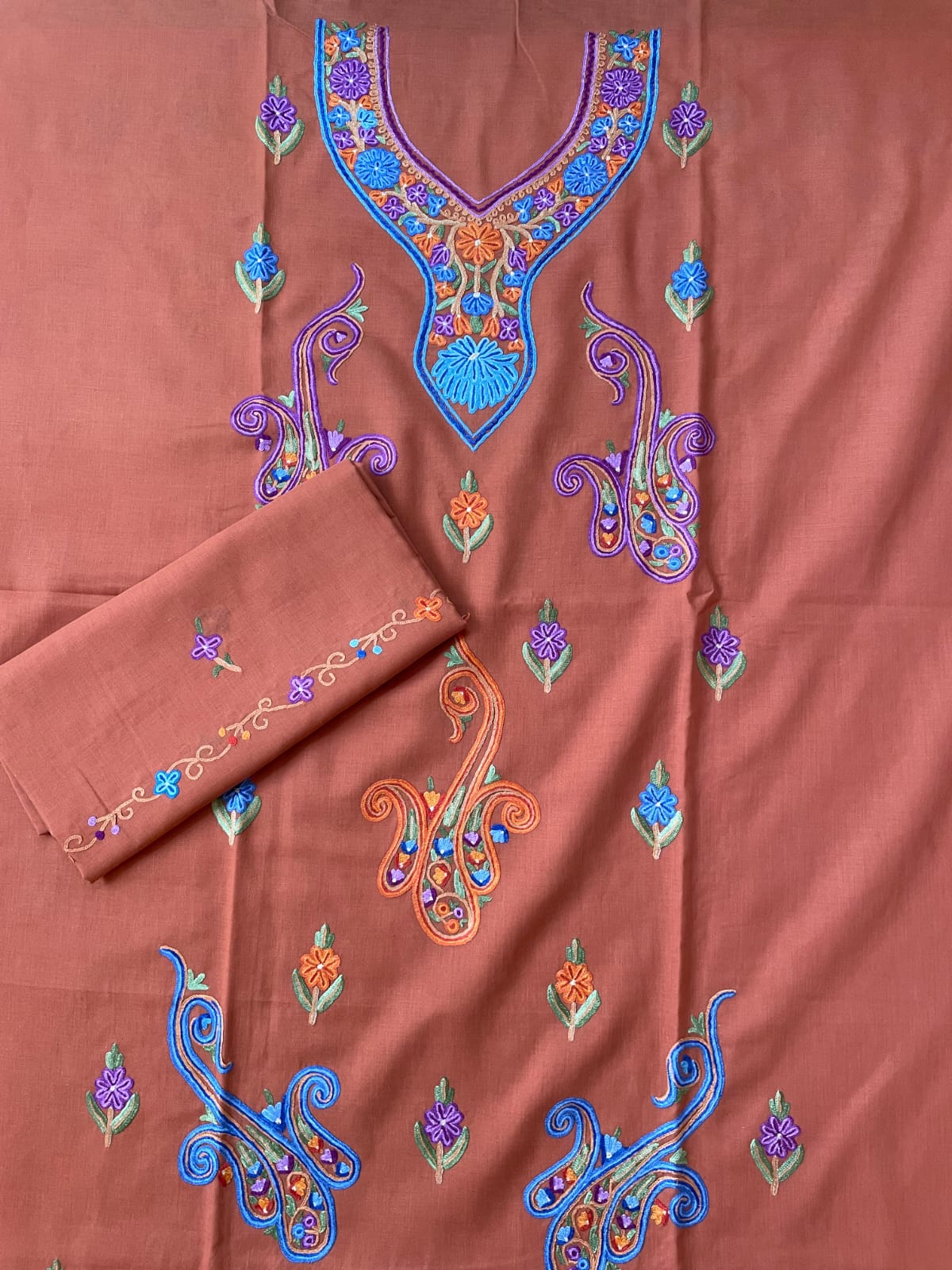 Handembroidered Kashmiri Cotton Suit