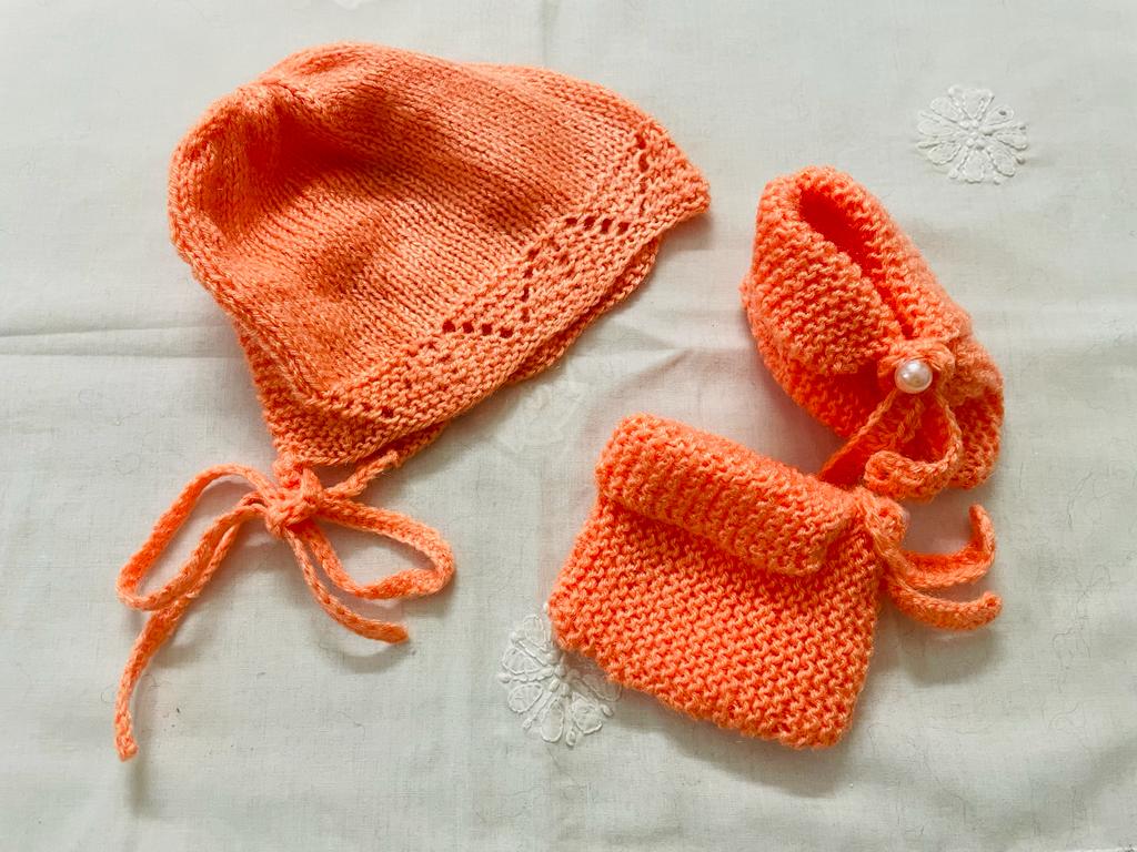 Woollen Baby Set in Orange