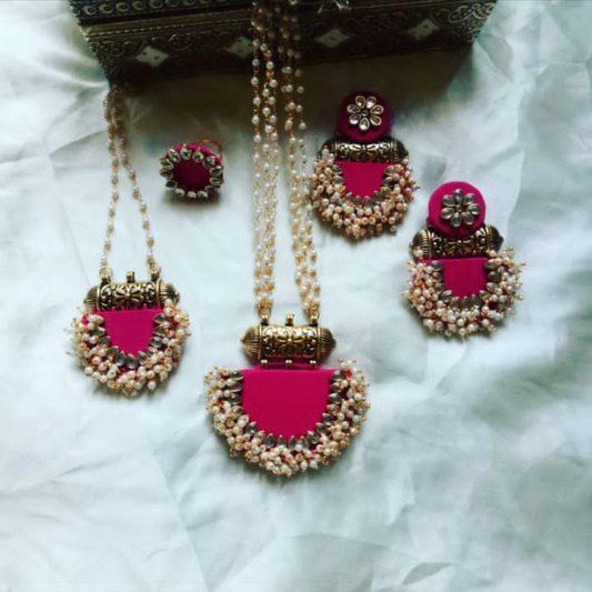 Pink Pearl Jewellery Set