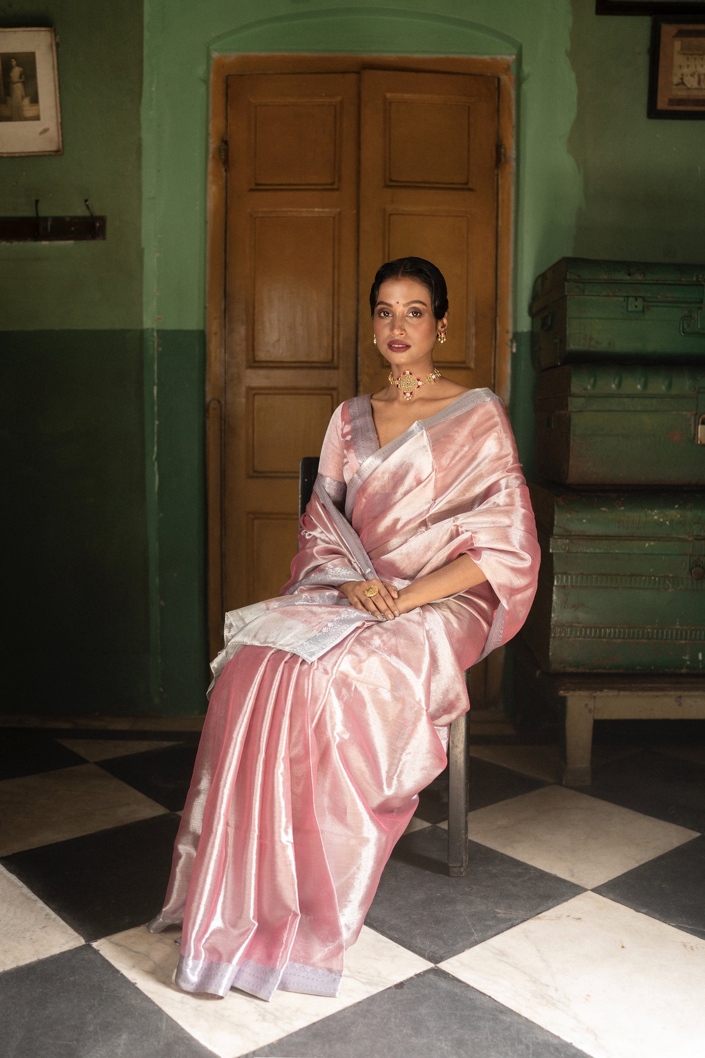 Her Majesty I Pastel Pink Handwoven Mulberry silk tissue saree