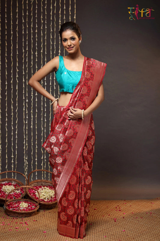 Cherry Red Pure Silk Handloom Tanchoi Banarasi Saree