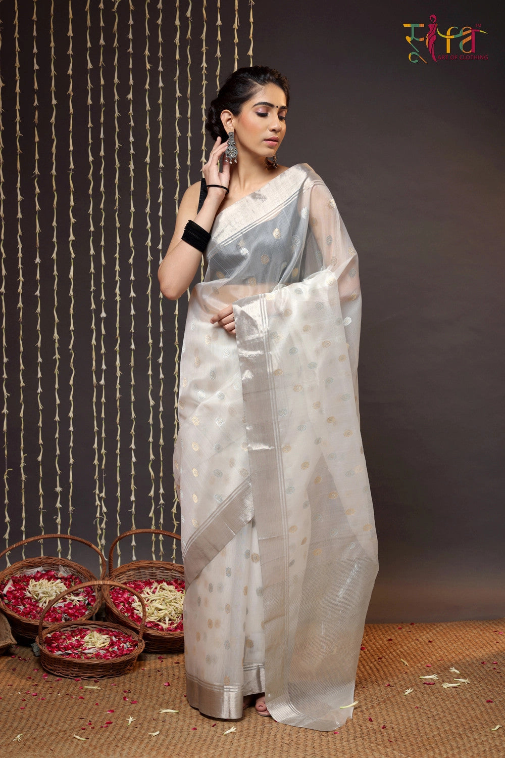 Handloom White Chanderi Silk Saree With Gold & Silver Zari