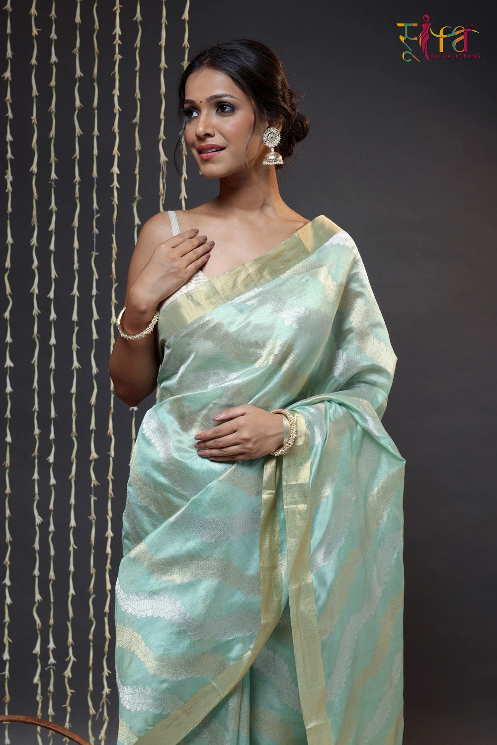 Pistachio Green Handloom Katan Silk Chanderi Saree With Zari