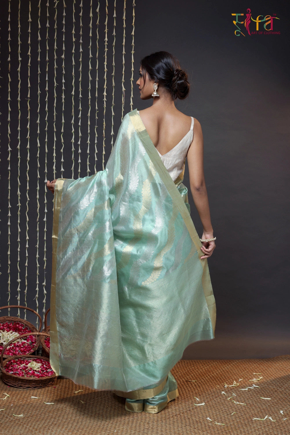 Pistachio Green Handloom Katan Silk Chanderi Saree With Zari