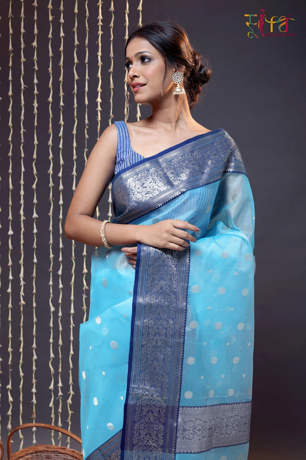 Handloom Sky Blue Katan Silk Chanderi Saree With Navy Blue Border