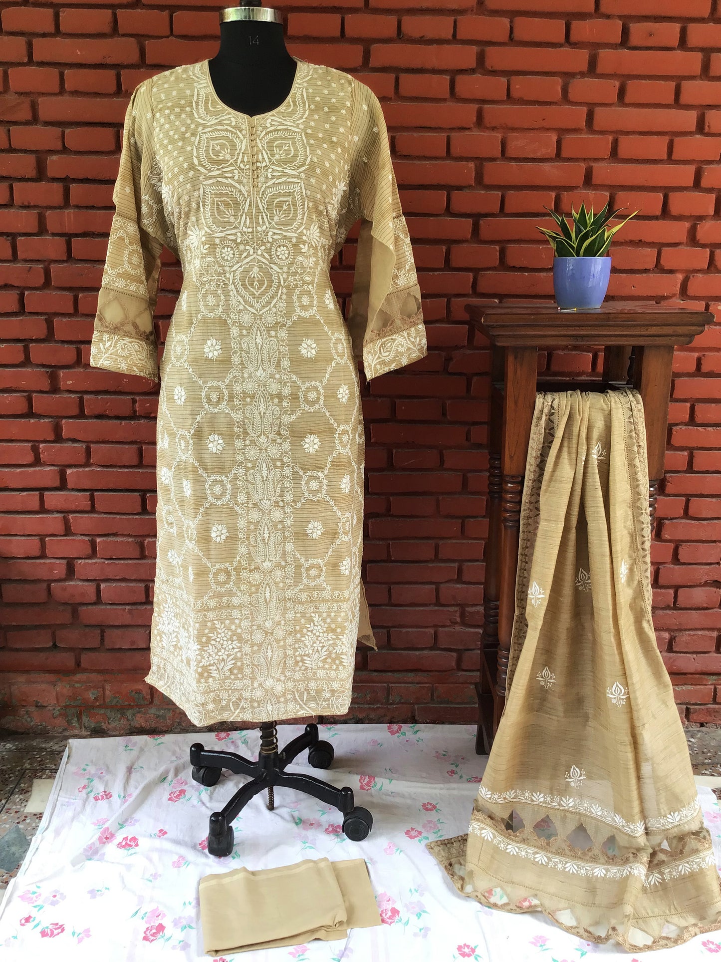 Baish Cotton Silk Ghaspatti Pure Chikankari Salwar suit