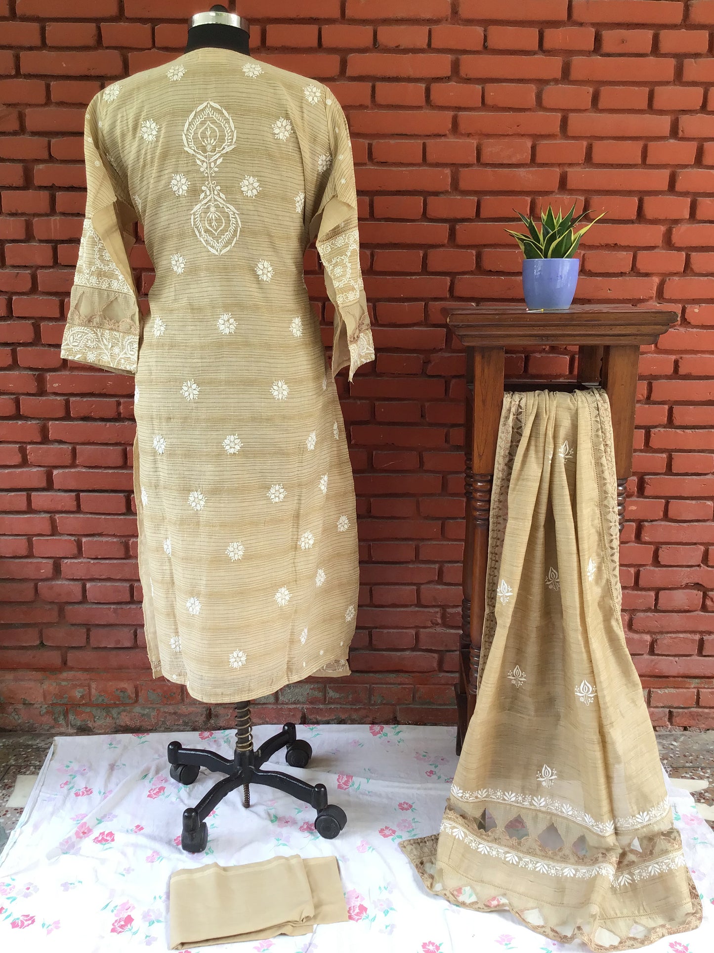 Baish Cotton Silk Ghaspatti Pure Chikankari Salwar suit