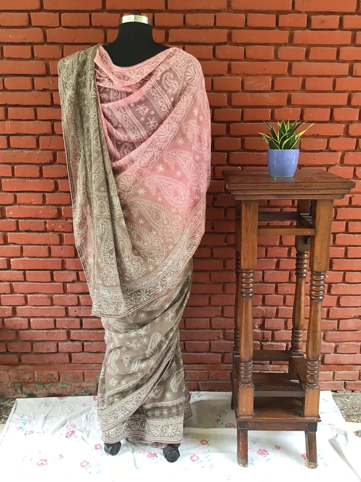 Onion Pink Kota Doria Cotton Tepchi Pure Chikankari Saree