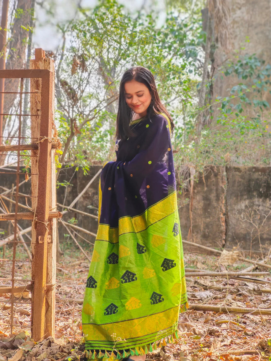 Serendipity Dark Blue Cotton Handloom saree