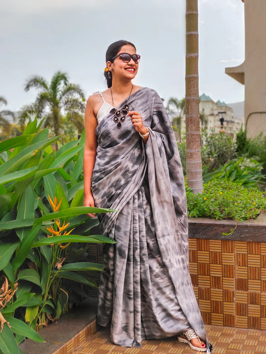 Silver Lining Cotton Handloom saree