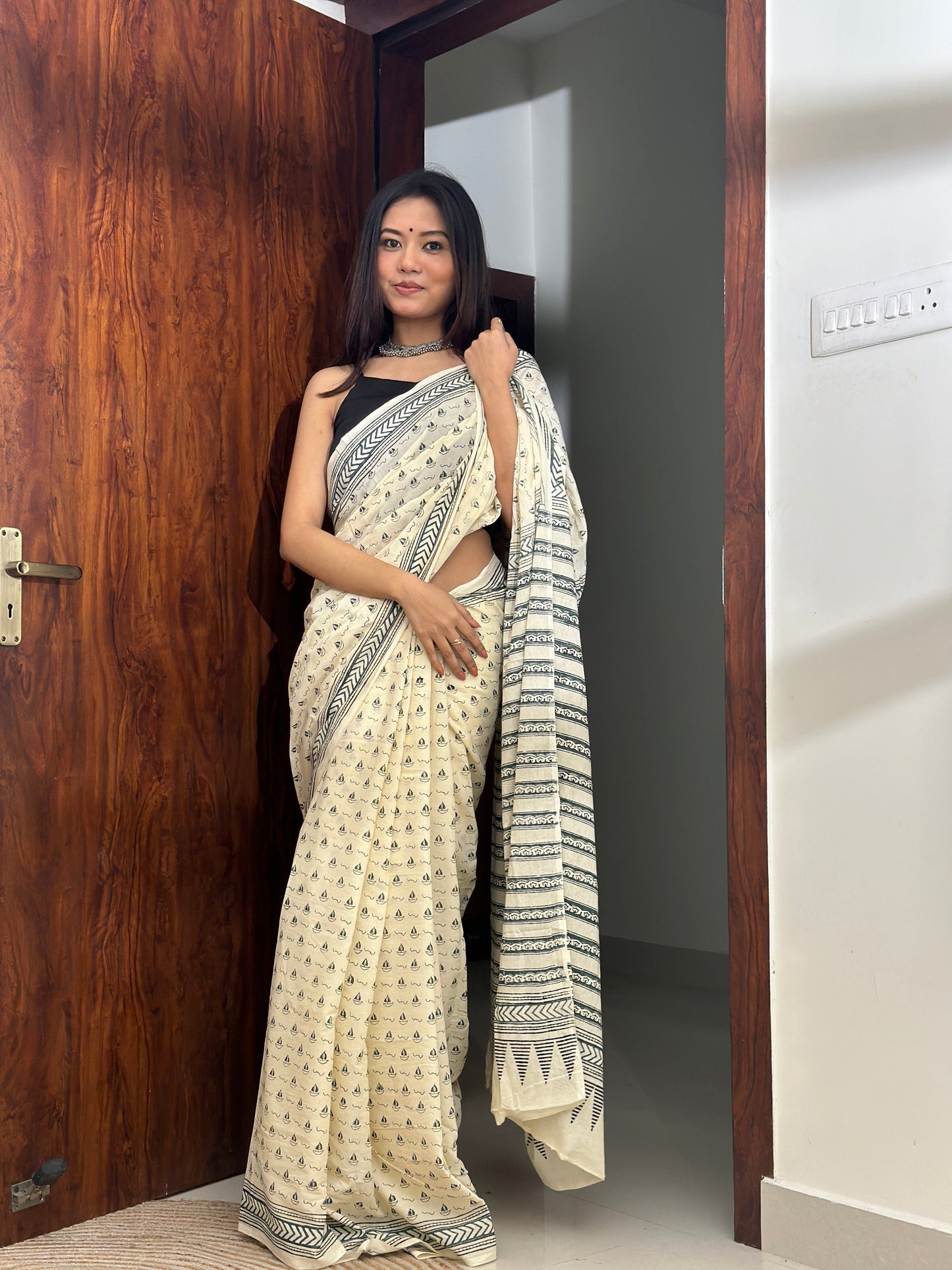 Kagaj ki kashti - My Little Boat White Cotton Mulmul Saree