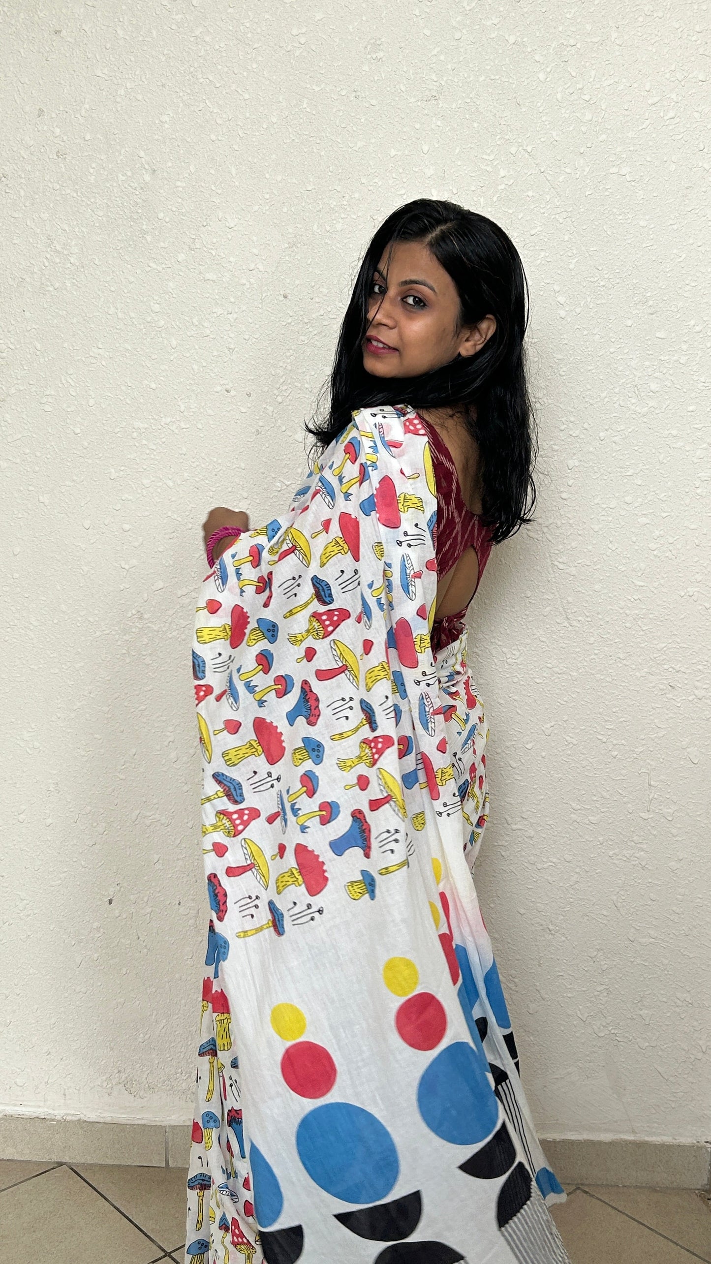 Silly Mushroom - White Trendy Cotton saree